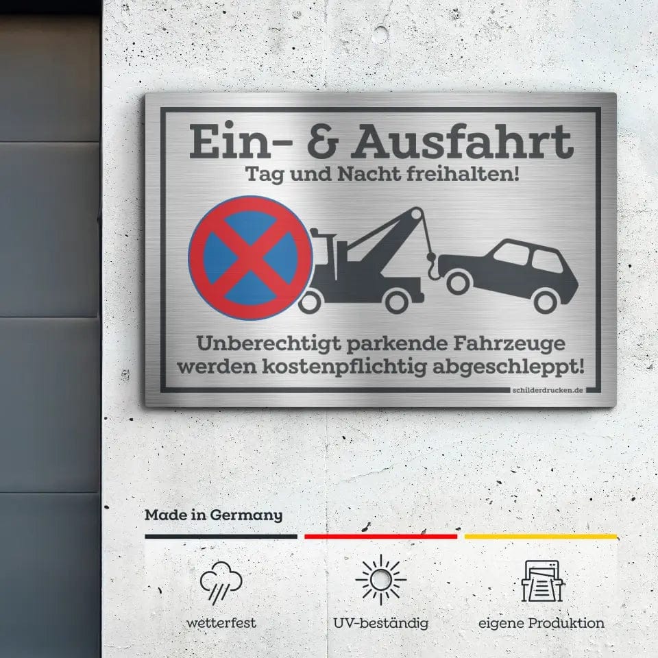 Parkplatzschild "kostenpflichtig abgeschleppt" Customizer ChromaLuxe rechteckig - Querformat / silber gebürstet / 20x30 cm - Querformat online drucken lassen bei TeeInBlue